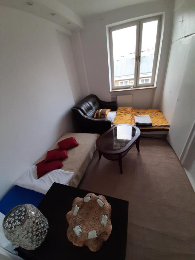 Rooms In Centrum Βαρσοβία Εξωτερικό φωτογραφία
